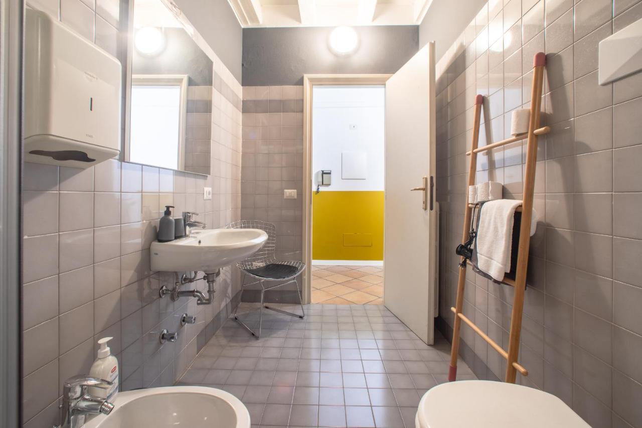 Arena, Center, Hospital - "The Yellow" Apartment Verona Exterior photo