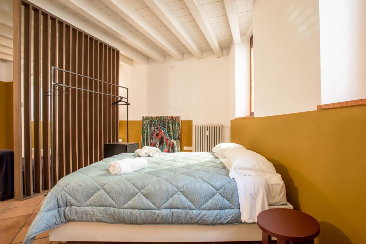 Arena, Center, Hospital - "The Yellow" Apartment Verona Exterior photo